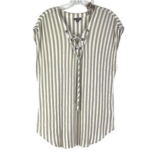 Torrid sleeveless striped top Sz 1